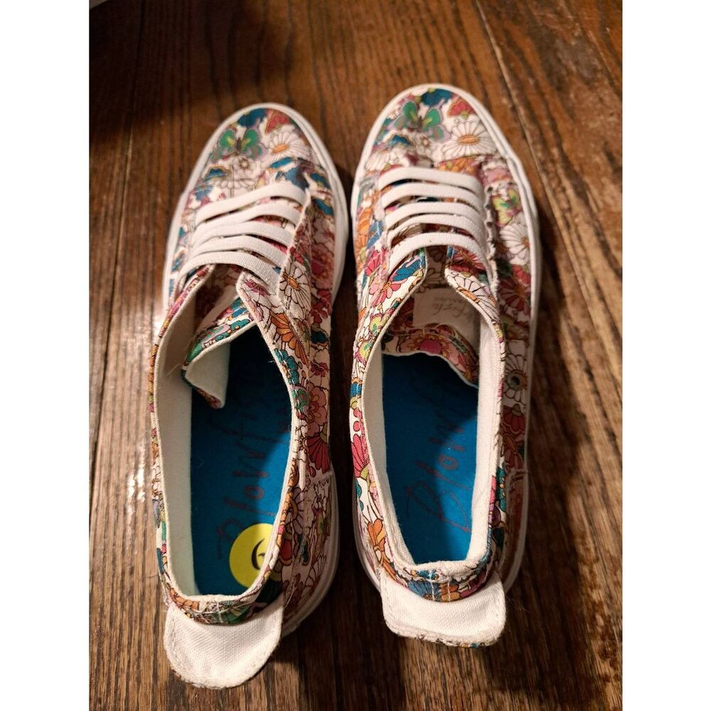 New Blowfish Malibu Slip-On Floral Butterfly Canvas Shoes Size 9 Sneakers Casual - Picture 5 of 6